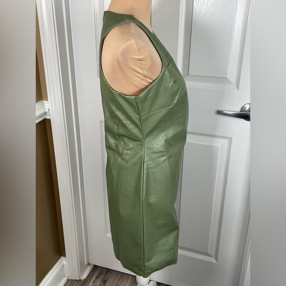 LBLC The Label Dio Dress in Olive NWT Size Large - Picture 9 of 11
